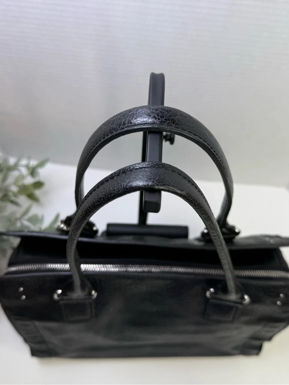 OH by Joy Gryson Glazed Leather Satchel in Classic Black